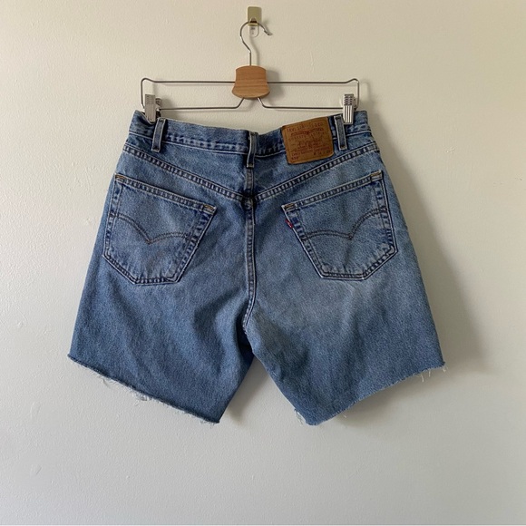 Vintage Levi’s 550 Denim Shorts - Picture 3 of 6